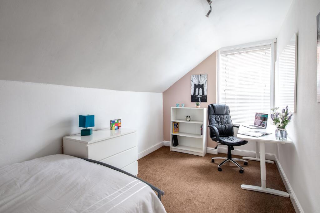 Bedroom 5