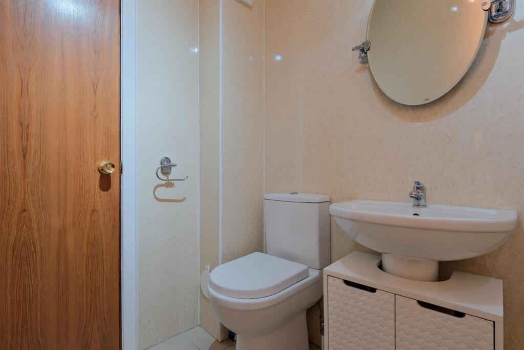 028-15 Westwood Rd, Newmains, Wishaw ML2 9DA.jpg