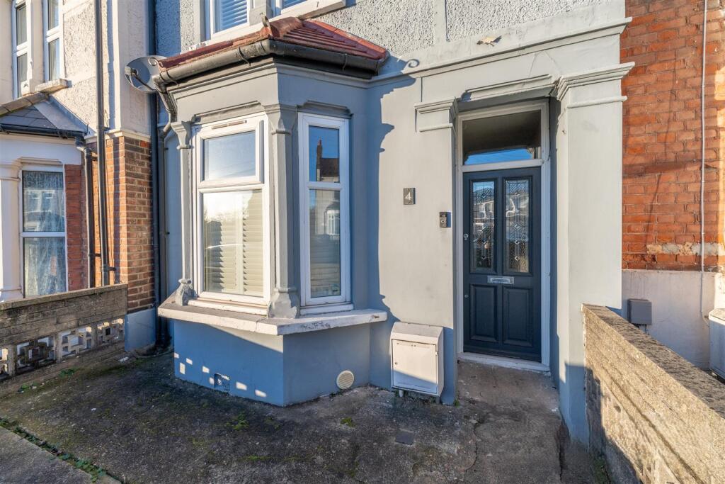 4 Newbury Road_0042.jpg