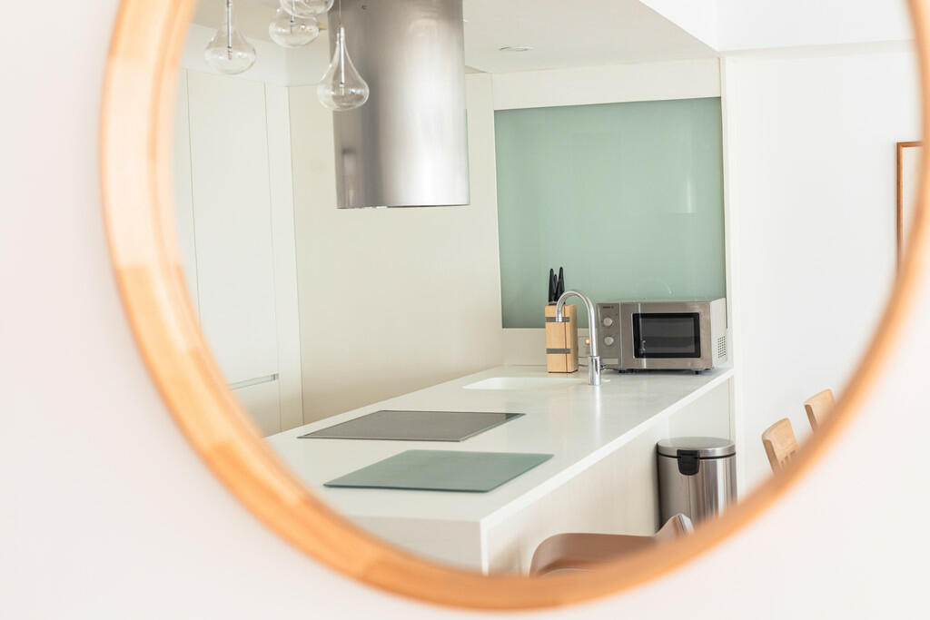 11 Victor Wharf, ...