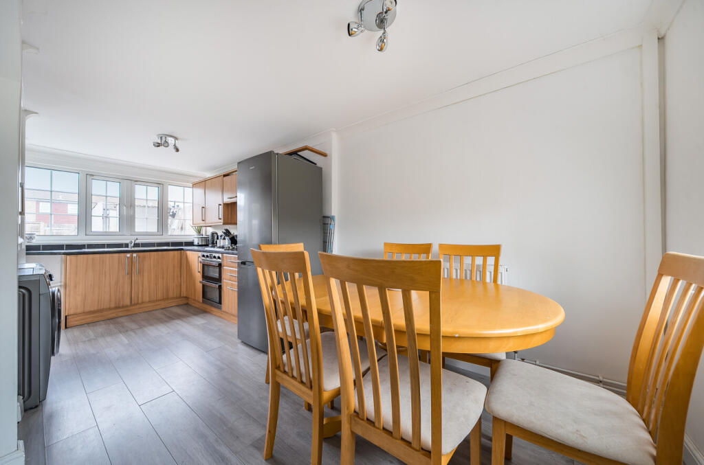 1372039-1-68fa3df...