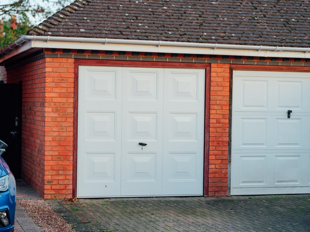 Off Road Parking &amp; Garage