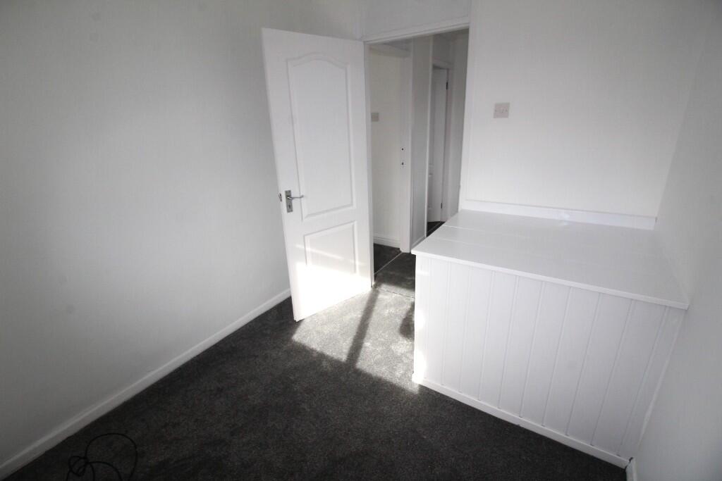 3rd Bedroom (b) 