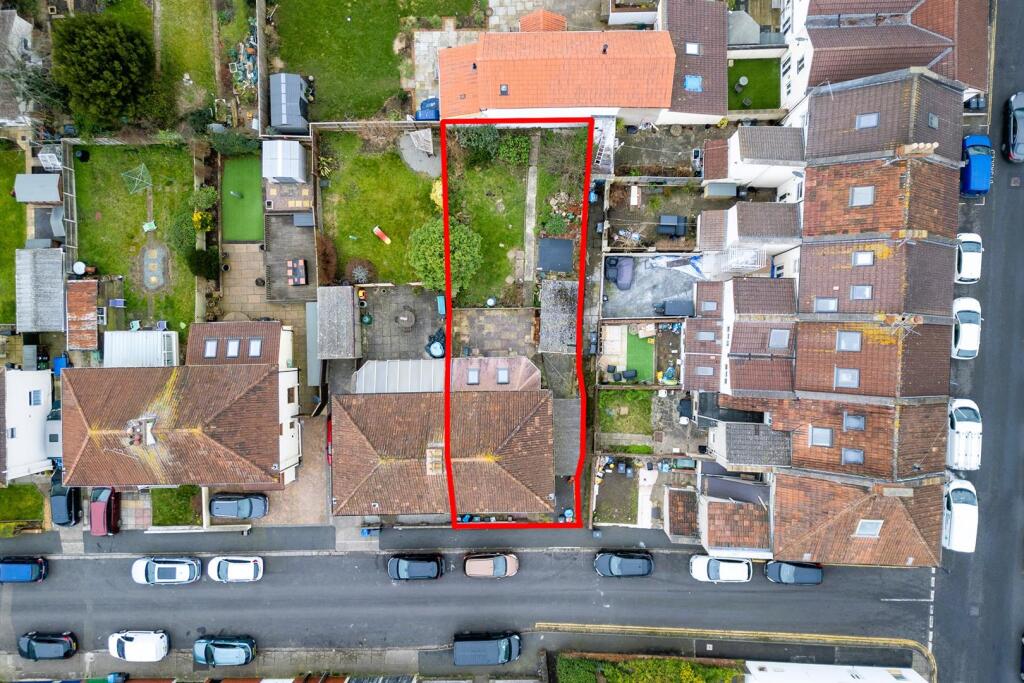 17 Pembroke Avenue, Shirehampton, Bristol BS11 9SJ