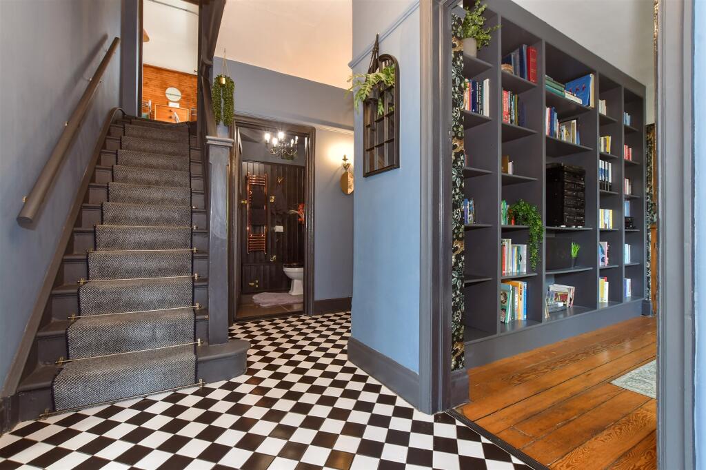 Internal Lifestyle Photograph