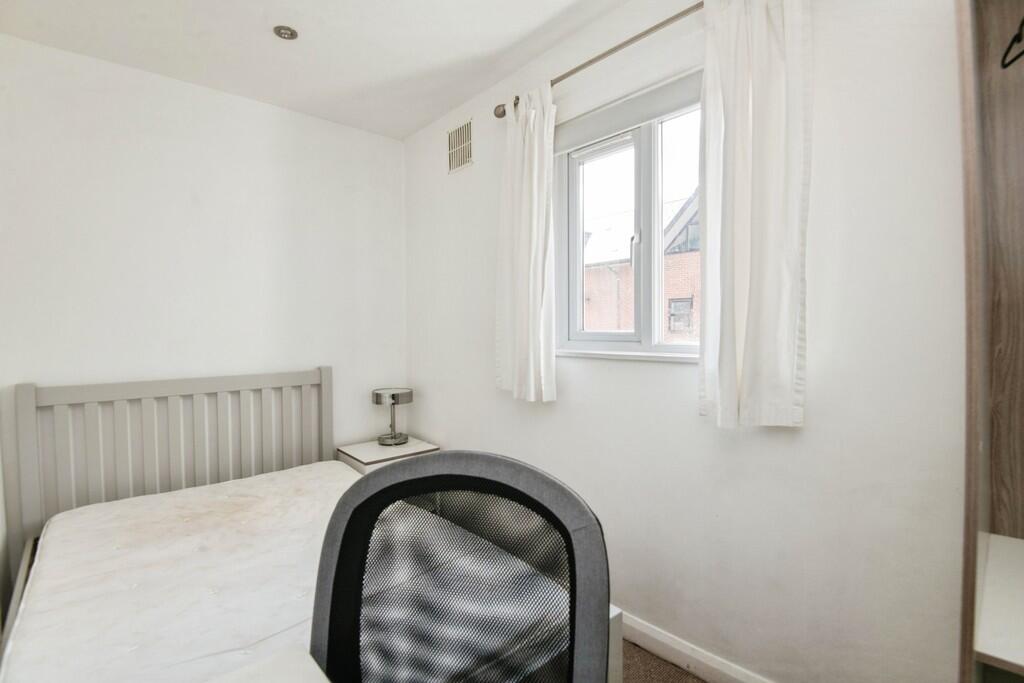 58kingedwardst-02...