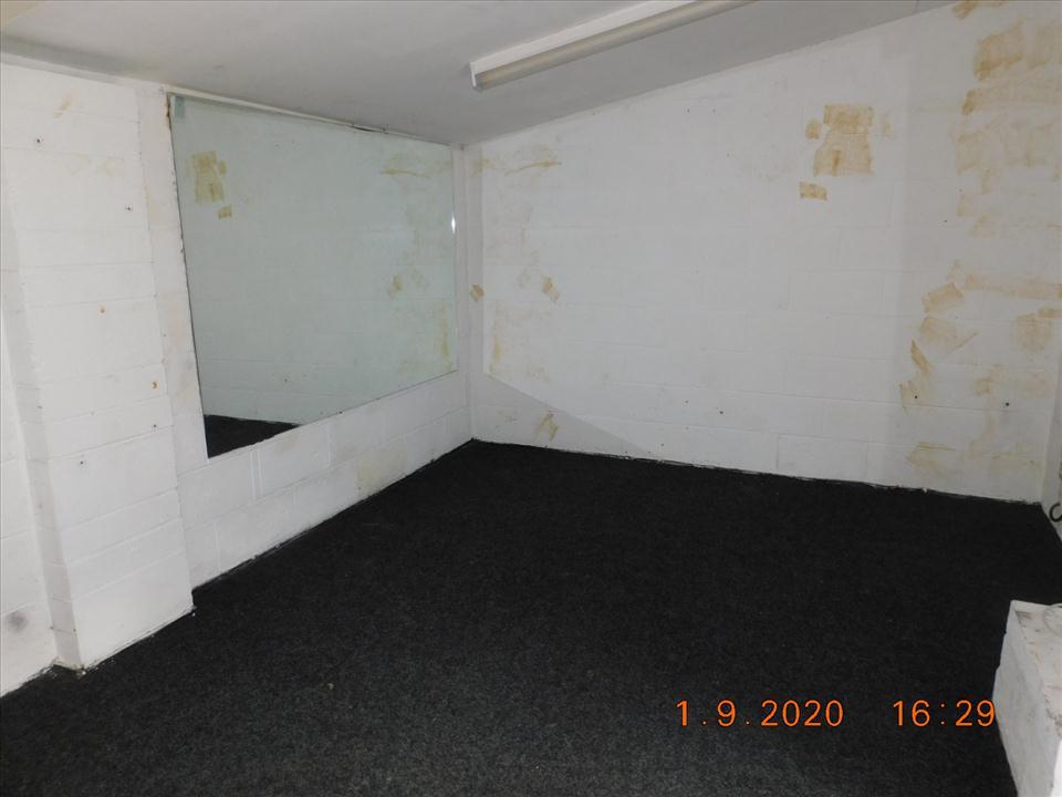 ADDITIONAL PICTURE