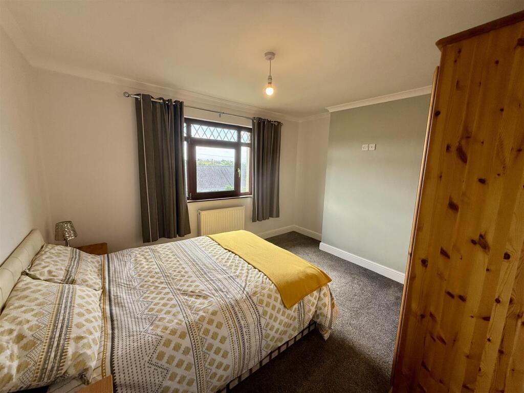 Front Double Bedroom