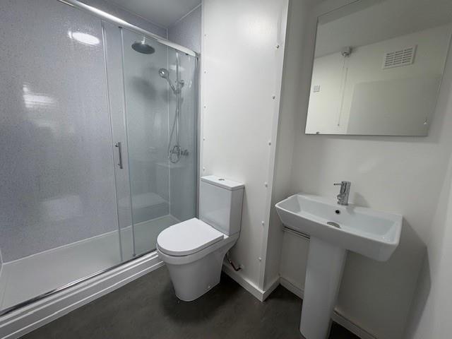 Shower room.jpg