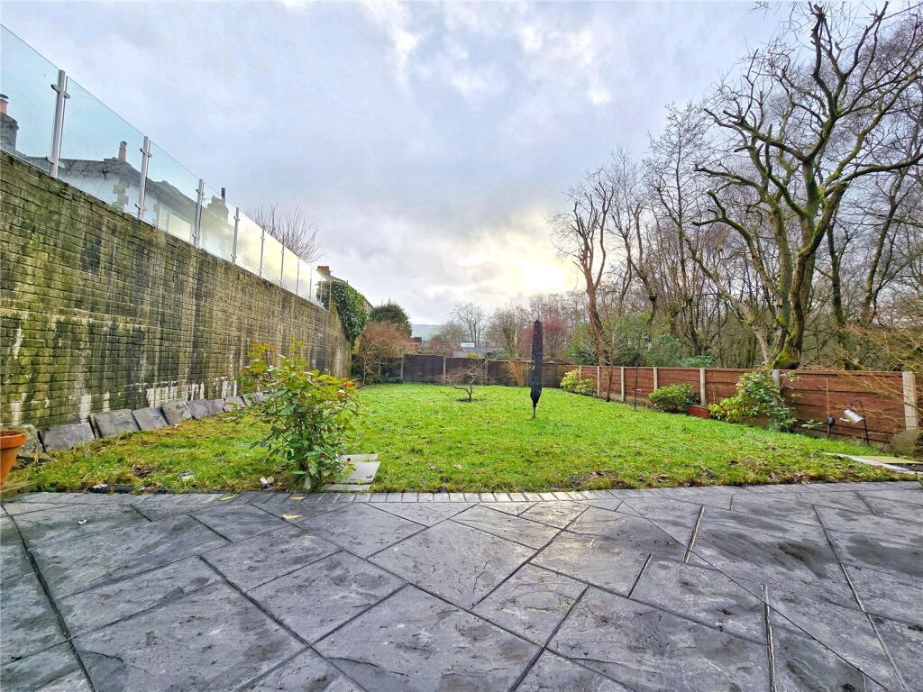 Patio &amp; Lawn Garden