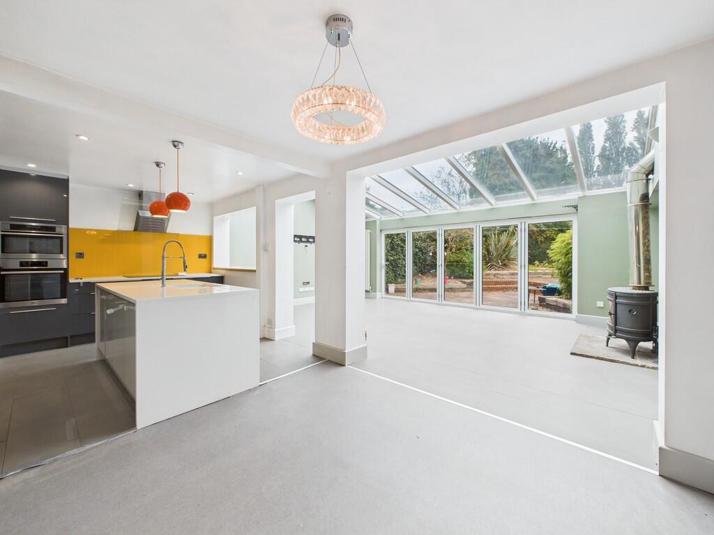 CAM04578G0-PR0030...