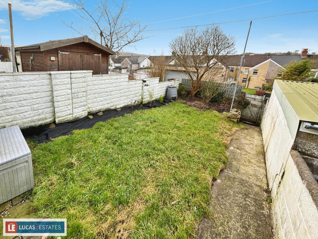 editedimage-8c23d...