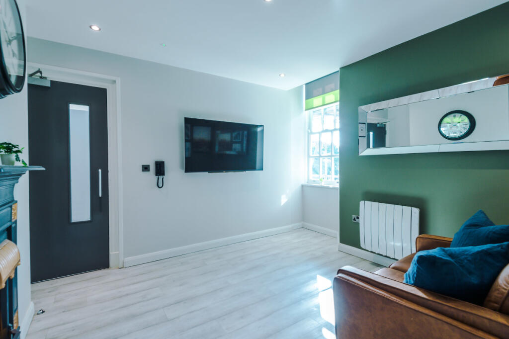 Jesmond View, Block A, Flat 8, Living Room 3