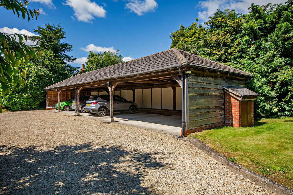 8605070-exterior1...