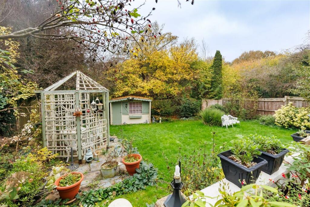 59a Lower Swaines  (23).jpg