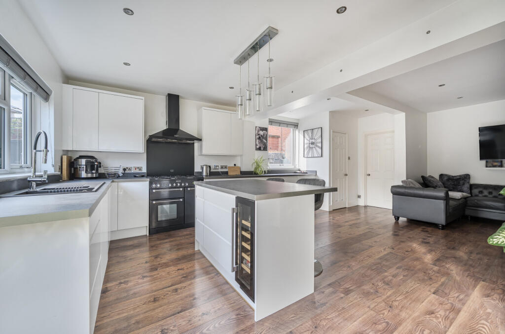 1361206-15-68daaa...