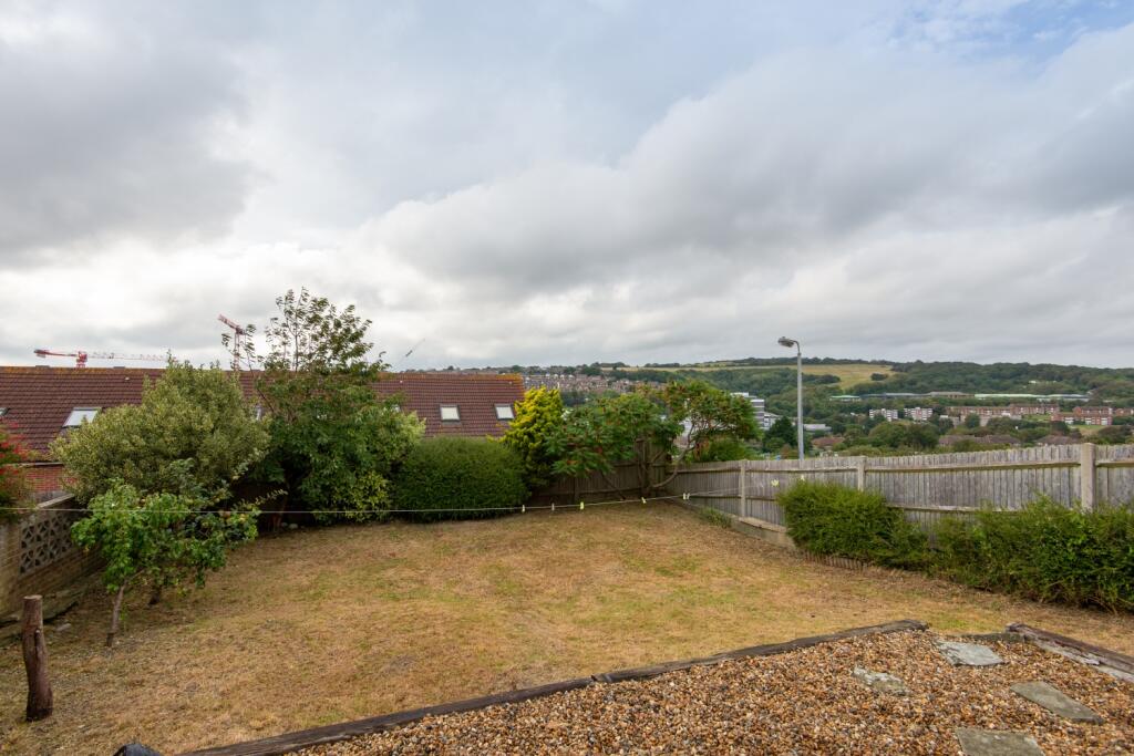 19 Canfield Close Rear Garden