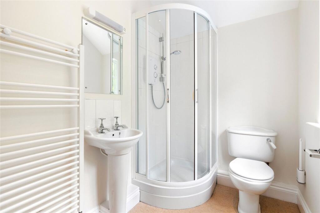 2 Bathrooms