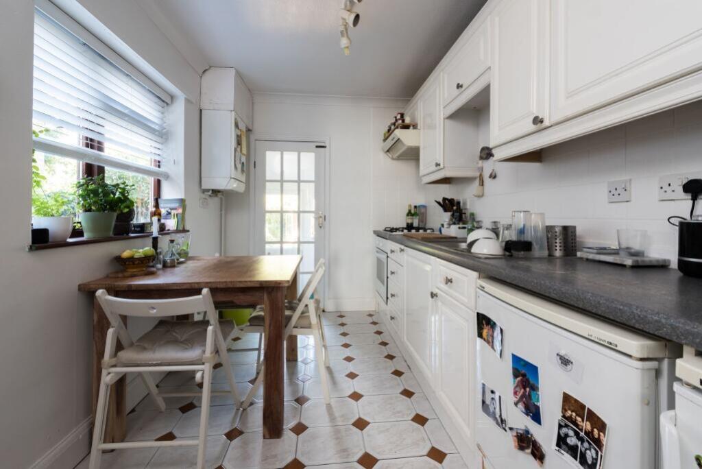 6434_f827c585-88e1-481c-859a-479d3e16a8b1_IMG_04_0