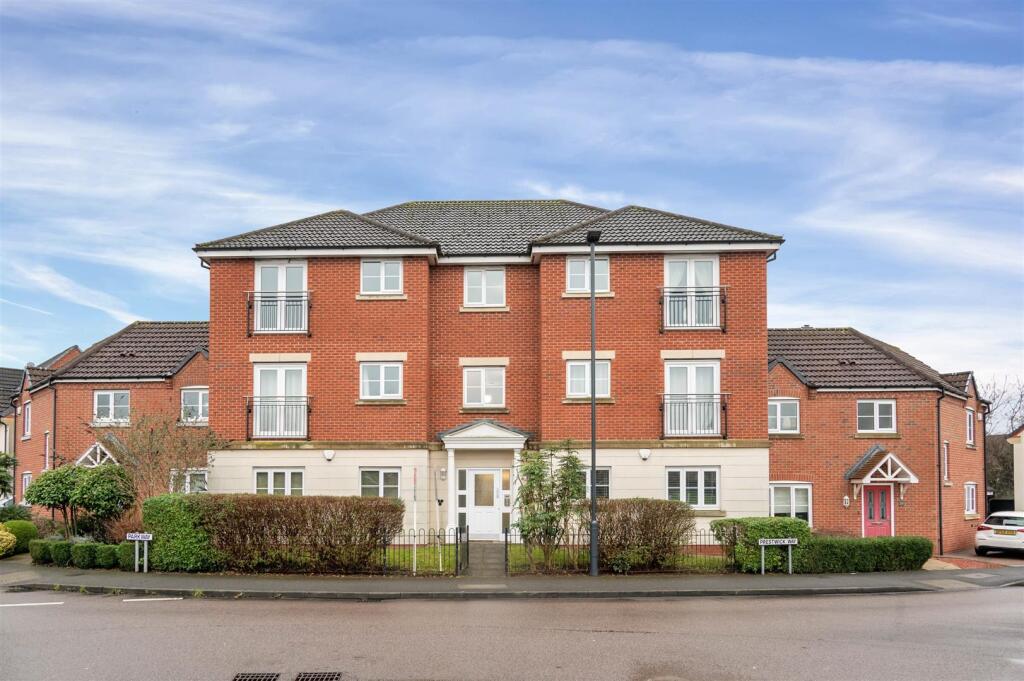 28 Prestwick Way WEB PH-8.jpg