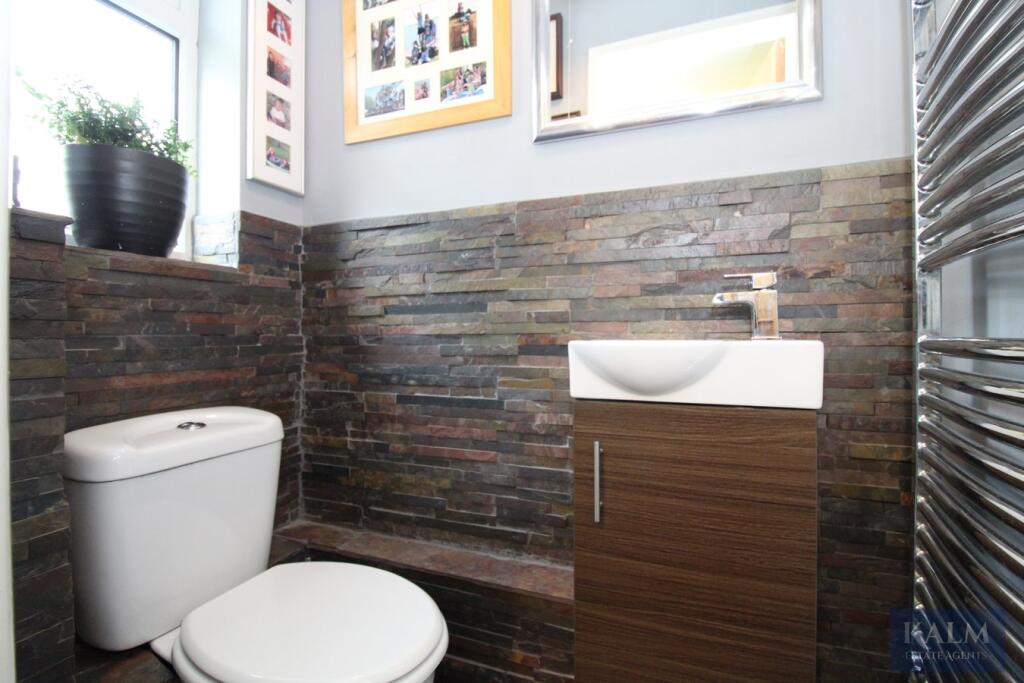 DOWNSTAIRS CLOAKROOM 