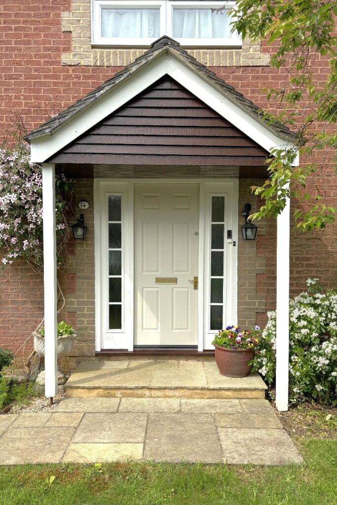 Entrance Door/Porch