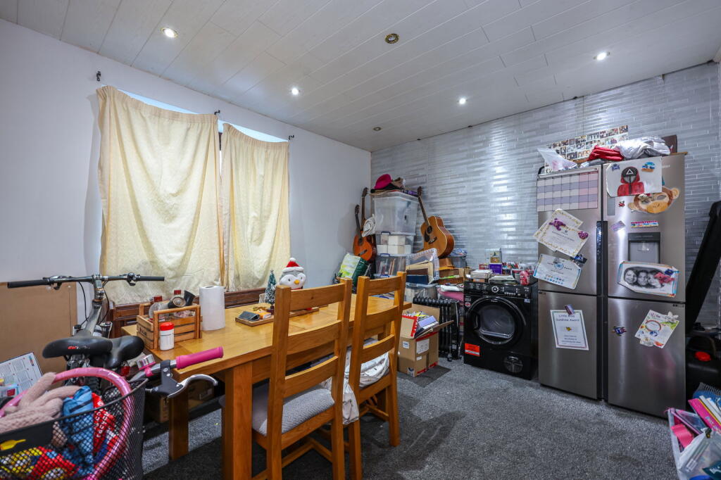 St. James Row, Rawtenstall, Rossendale, BB4 8