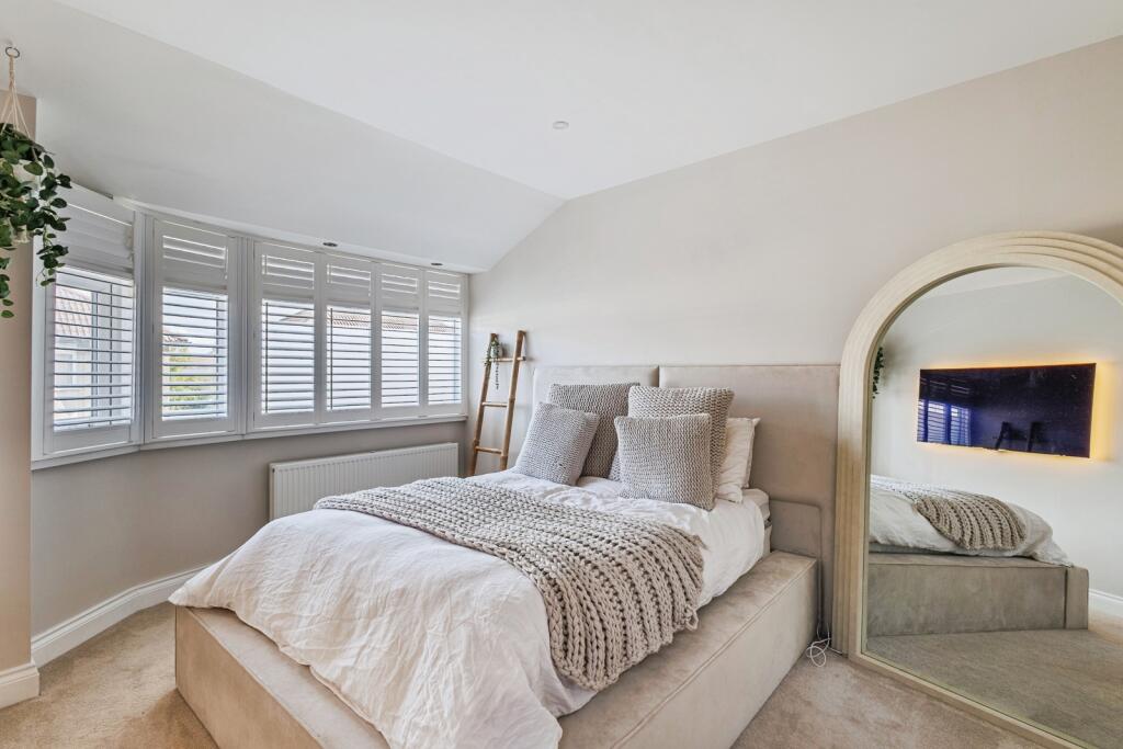 Bed 1