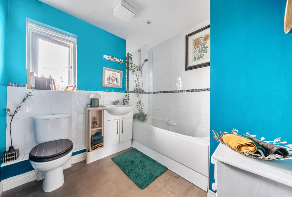 1363143-4-68e92a6...