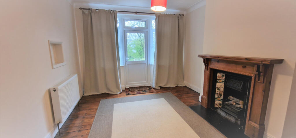 REAR RECEPTION