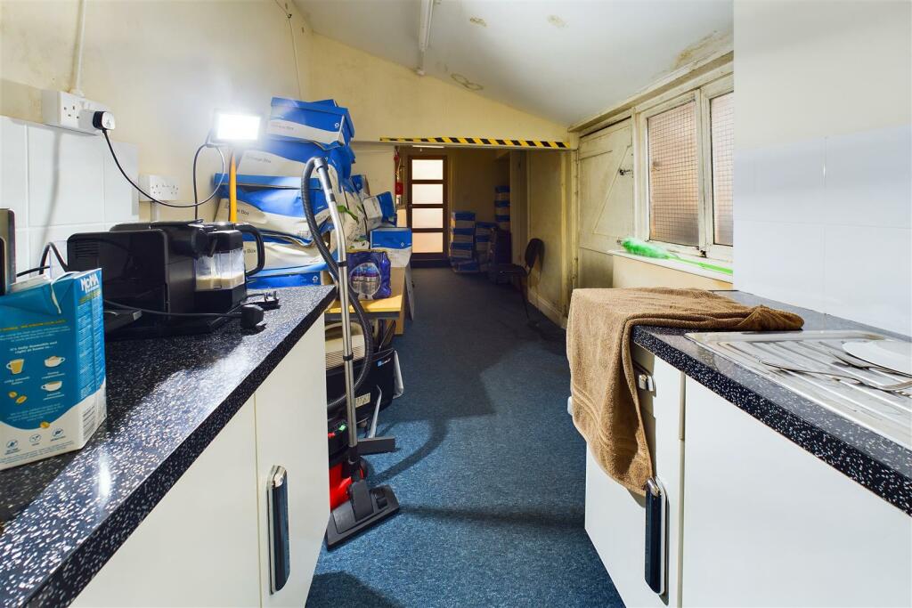 1 Richmond Terrace, Avonmouth BS11 9EW | Freehold 