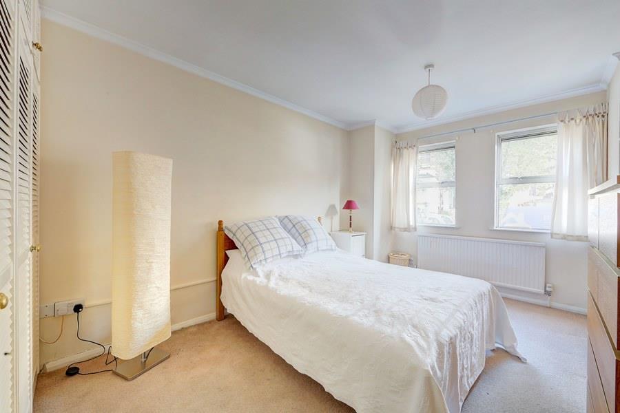 221_rusham_road_bed.
