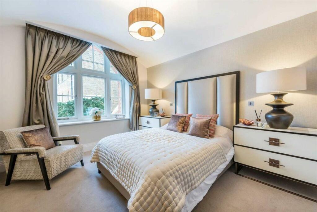 bed 3.jpg