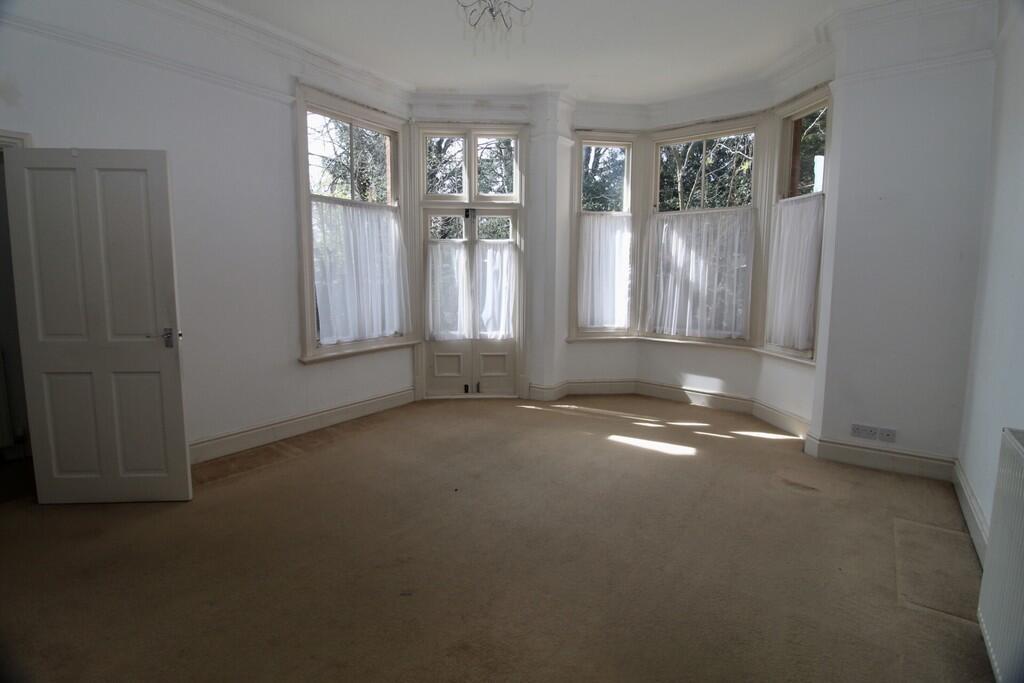 99F5E69C-65B9-470...