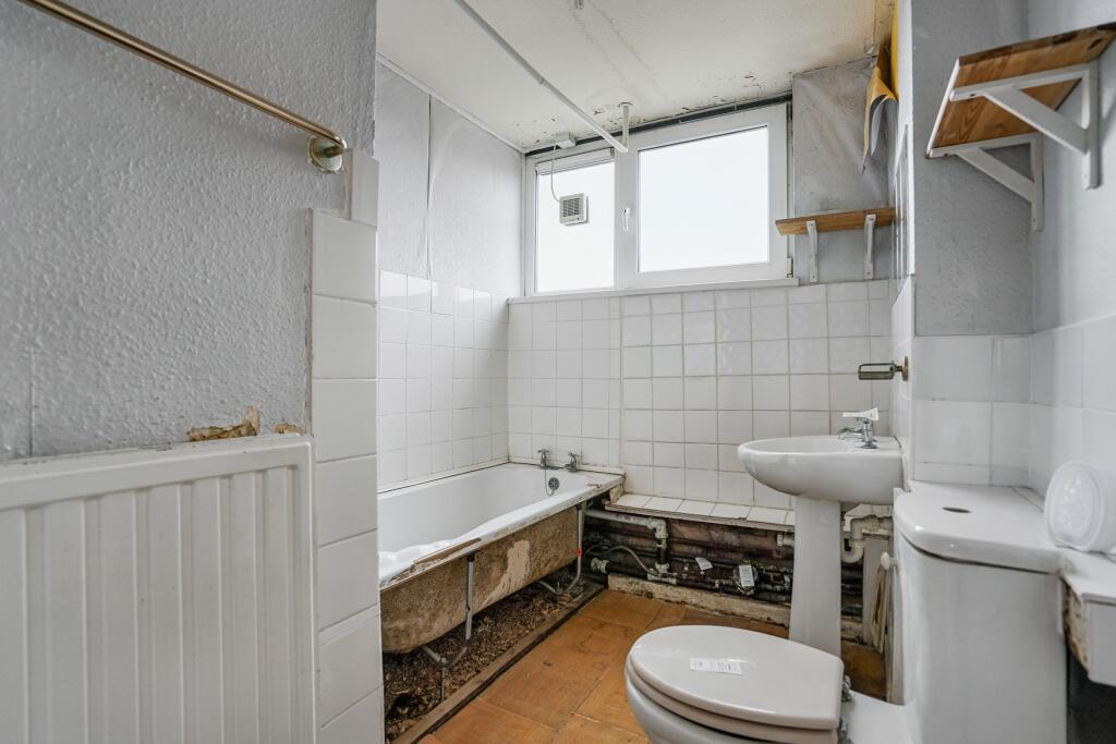 26 Halsmere Road, Camberwell, London SE5 9JQ