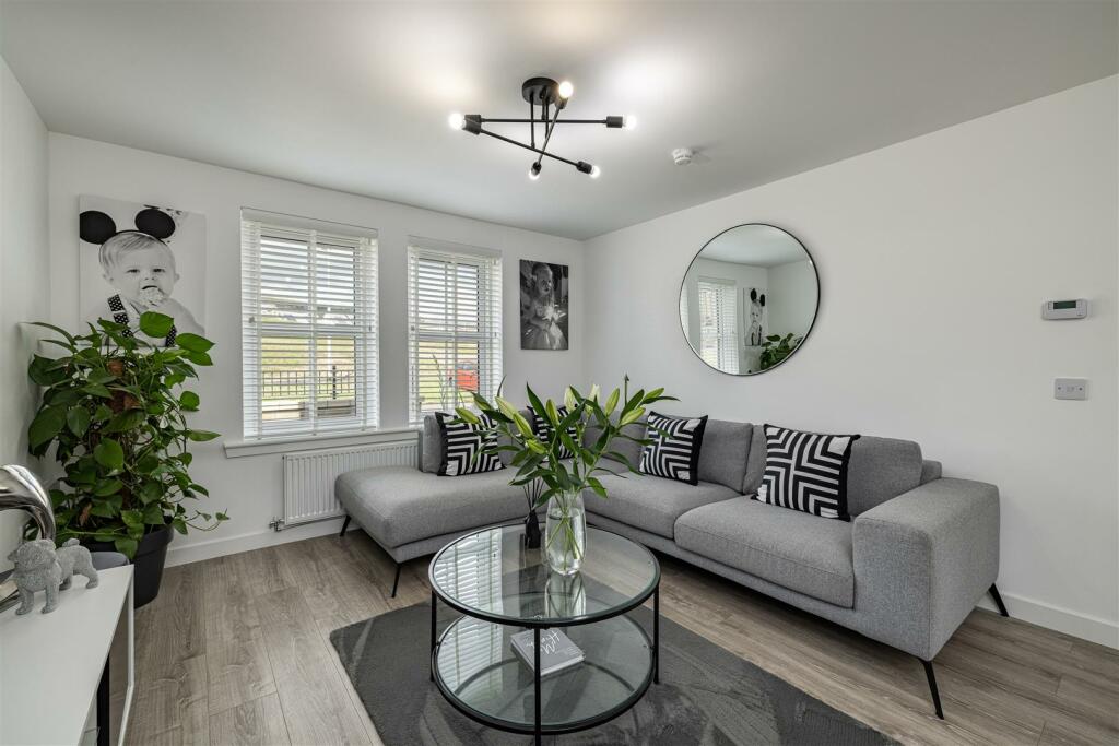 43 Knoll Park Galashiels 12.JPG
