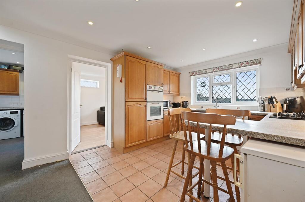 Kitchen.jpg