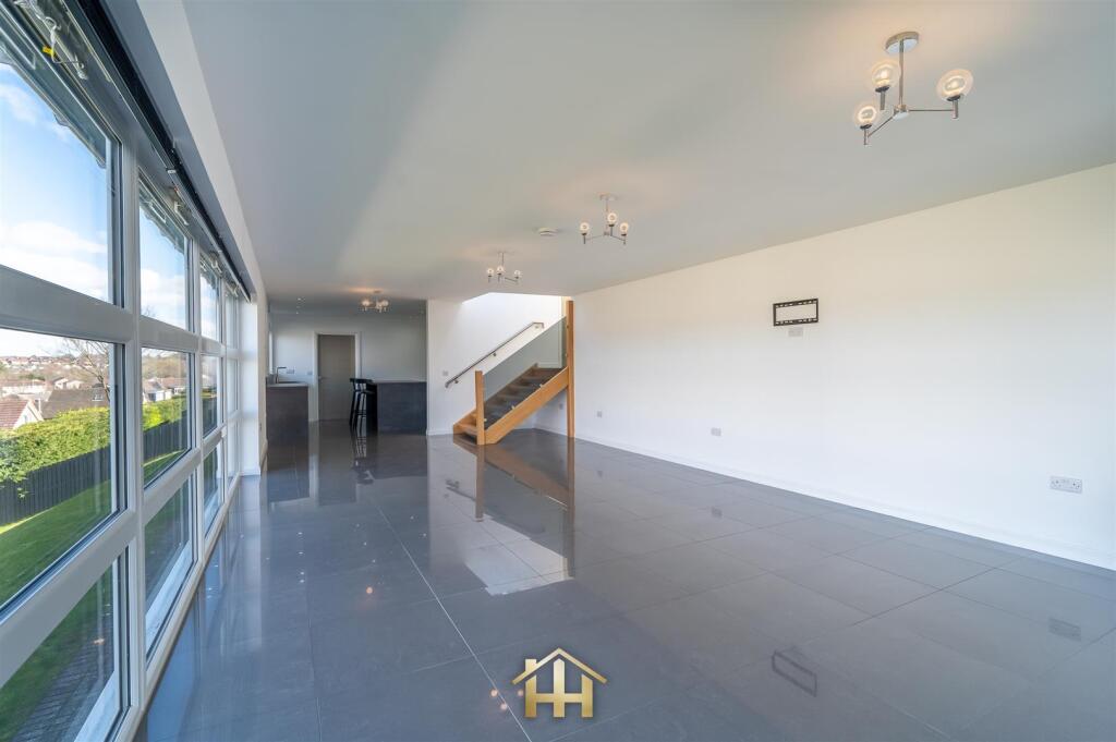 16B FALKLAND CRES DD53SQ 180325 EDIT (38 of 83).jp