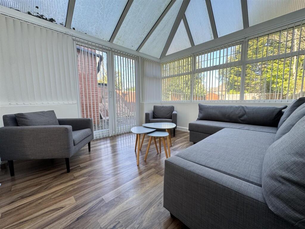 IMG_8950 (Large).JPG