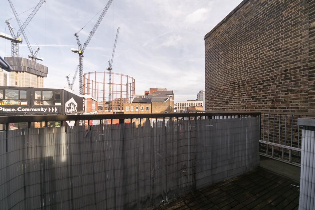 Photo 11