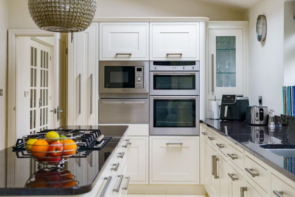 90260_30-Hawksworth-Lane  (10)_low.jpg