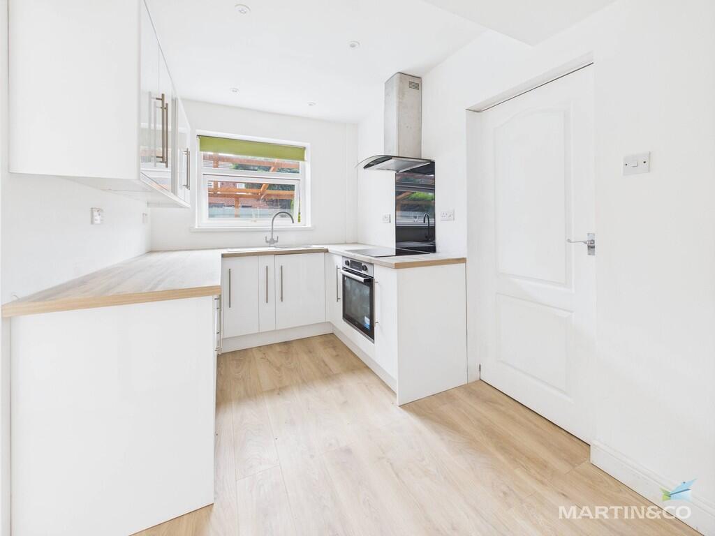 CAM03111G0-PR0355...