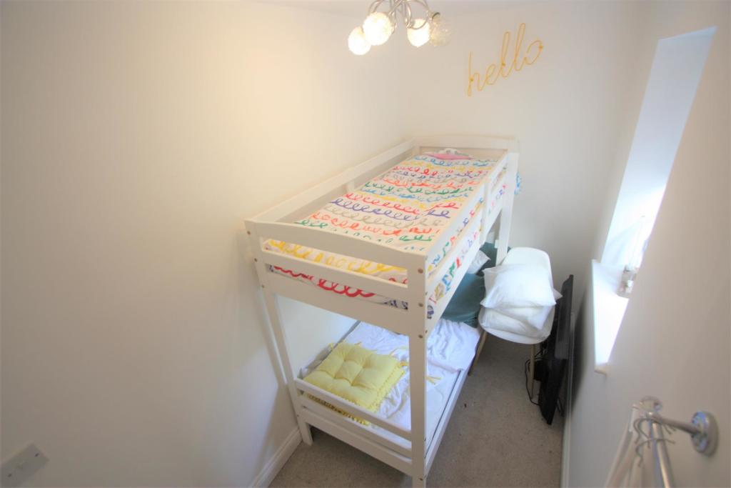 Flat 3, 10-12 Tolcarne Road Bedroom 2