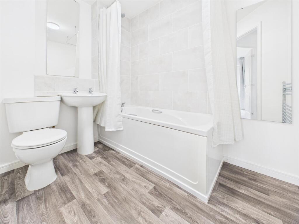 Family Bathroom On First Floor