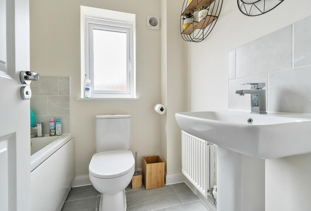 1313055-11-685576...