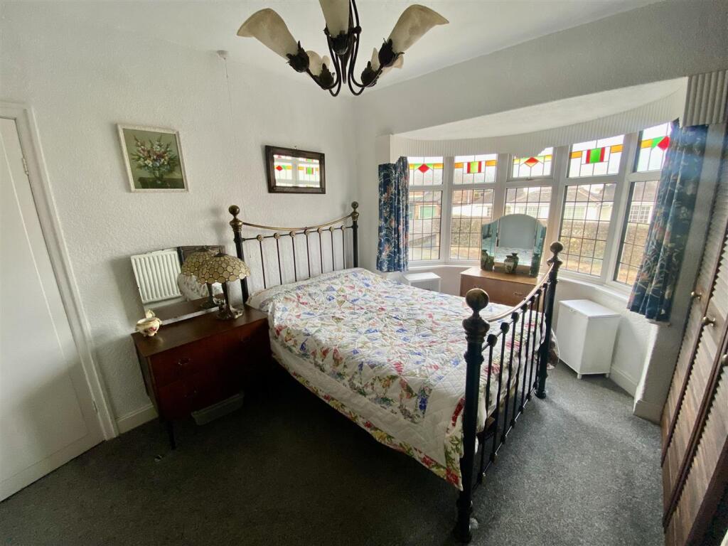 Bramleys Estate Agents - Glebe Gate - Mirfield (11