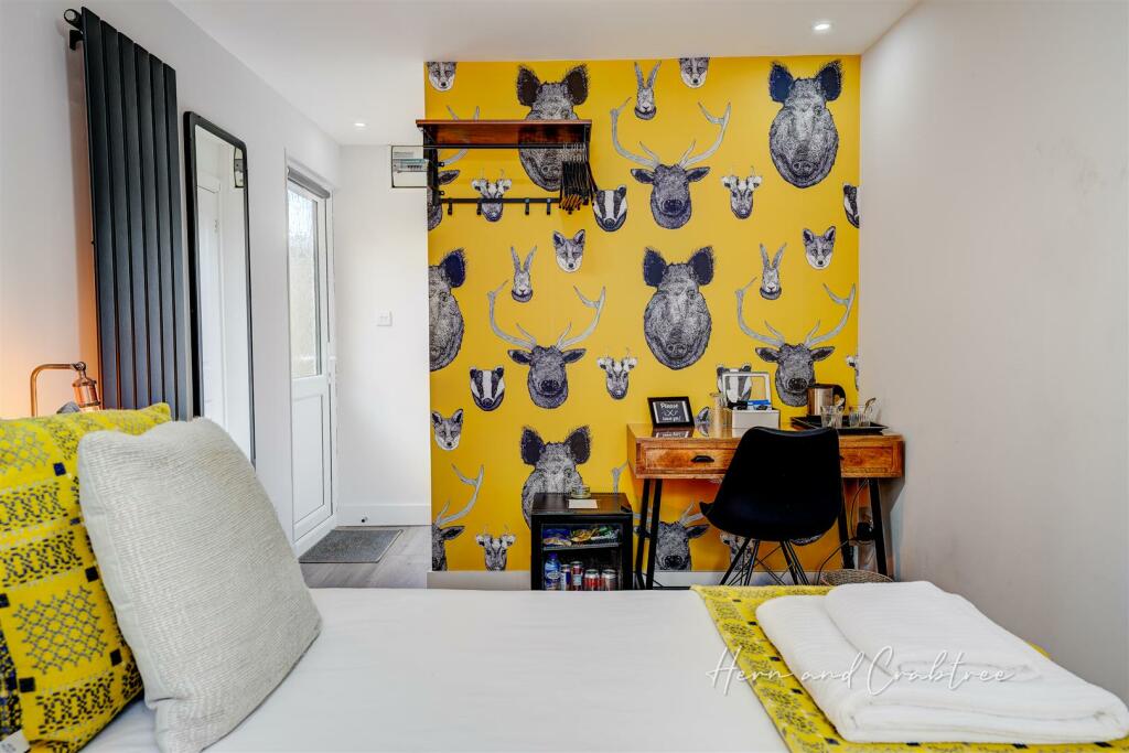 Page Drive, HernCrabtree (25).jpg