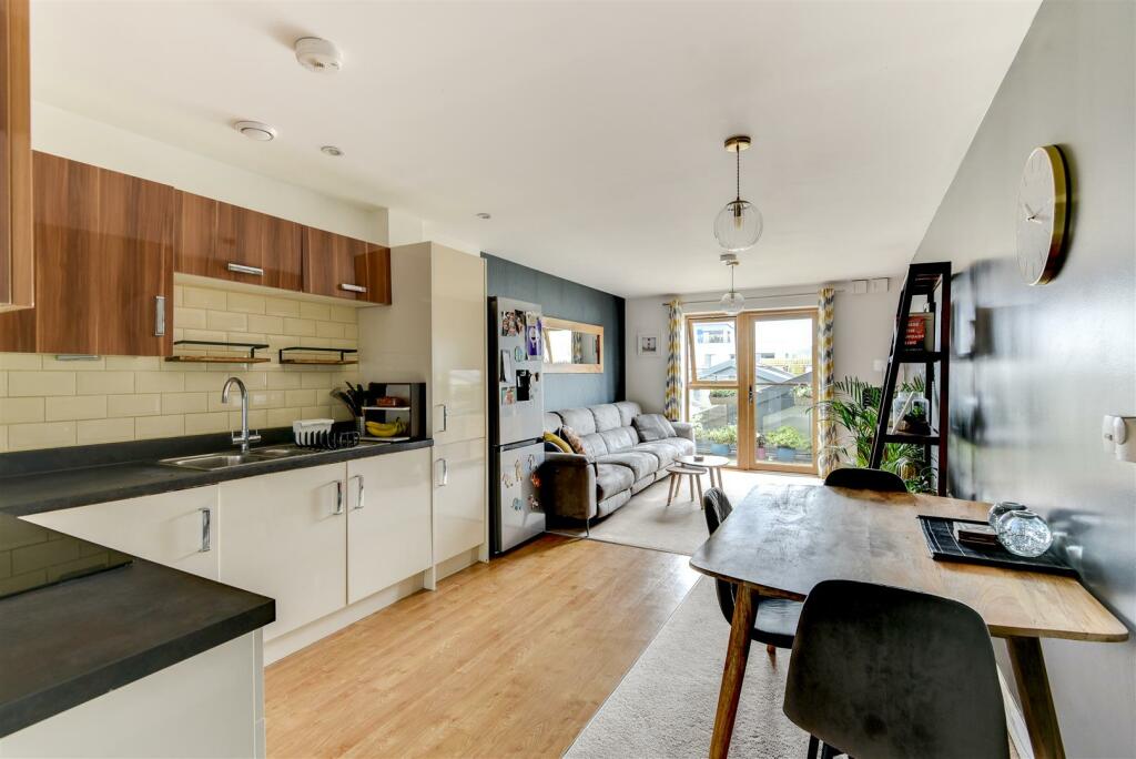 Open-Plan Kitchen Living