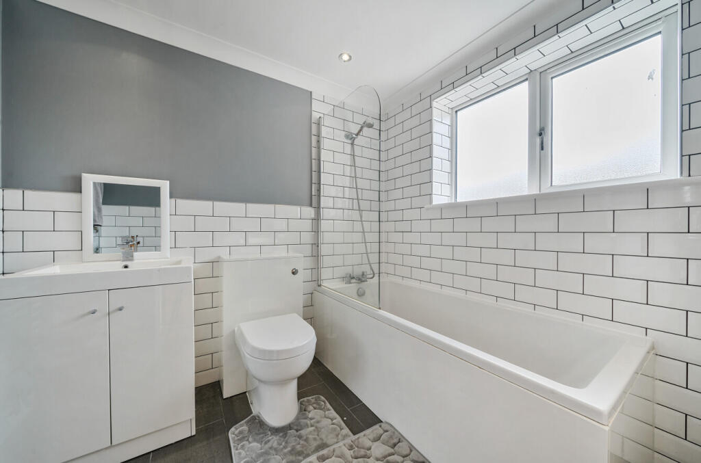 1320611-16-6866c6...