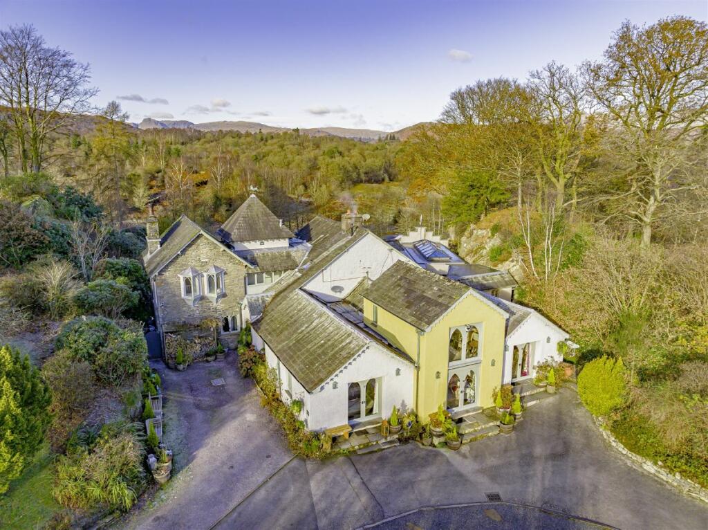 Martindale/ Vallelay/ Dawson 